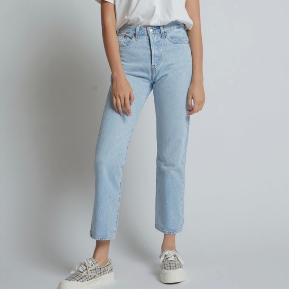 Levi’s Ribcage Straight Ankle Premium Denim Loose Your Marbles Jeans 26